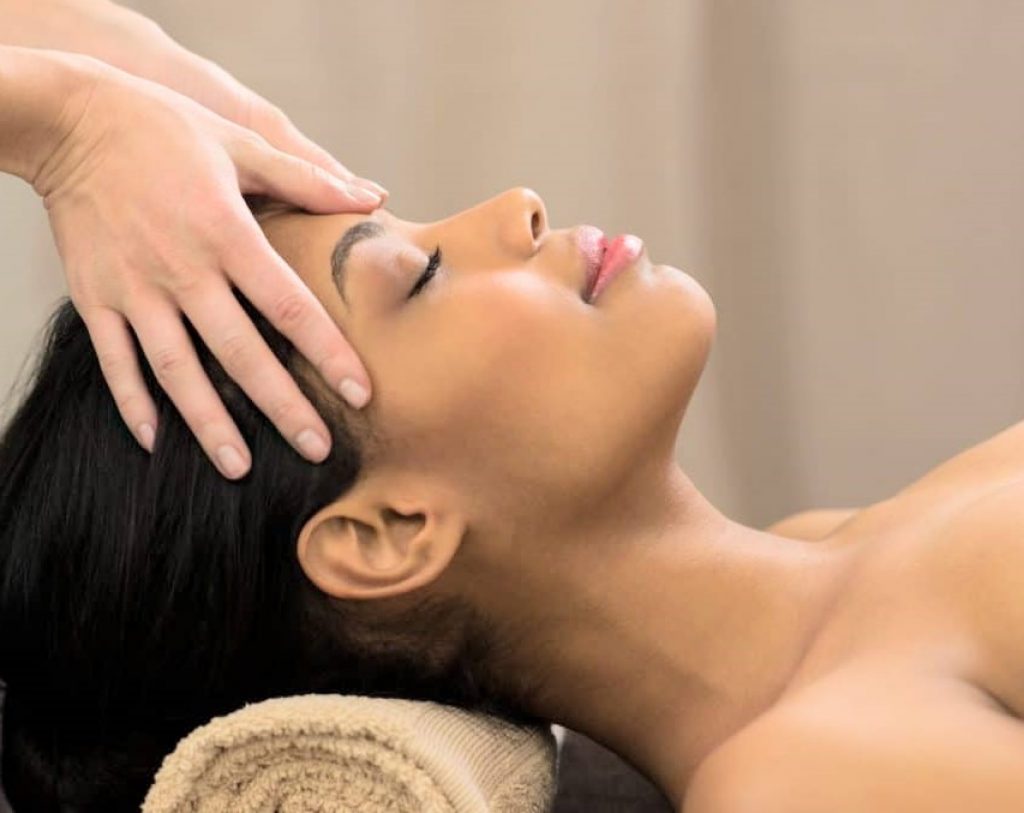 Scalp Massage for Natural Hair Growth ️ [Best 2024 Guide]